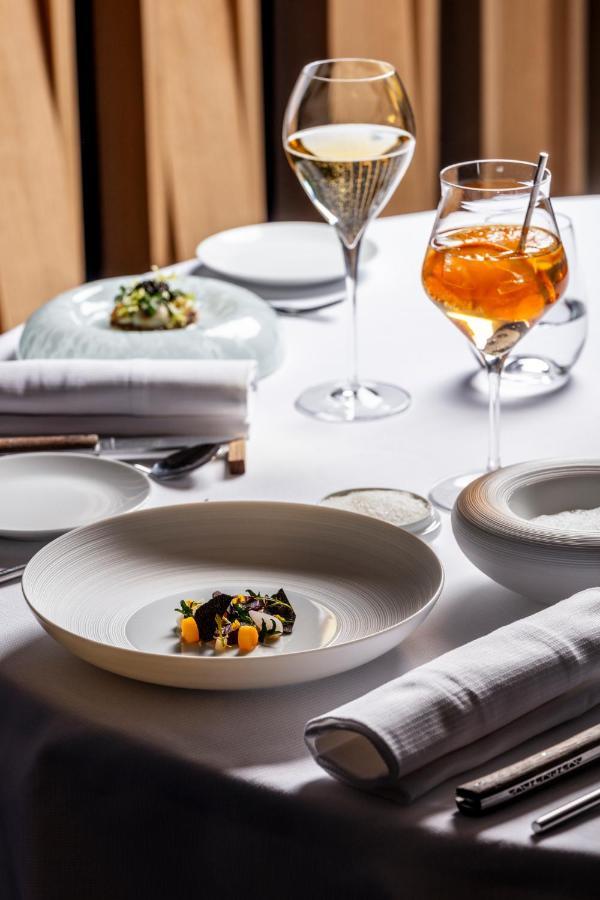 Hotel & Restaurant Origines Par Adrien Descouls - Teritoria Le Broc  Buitenkant foto