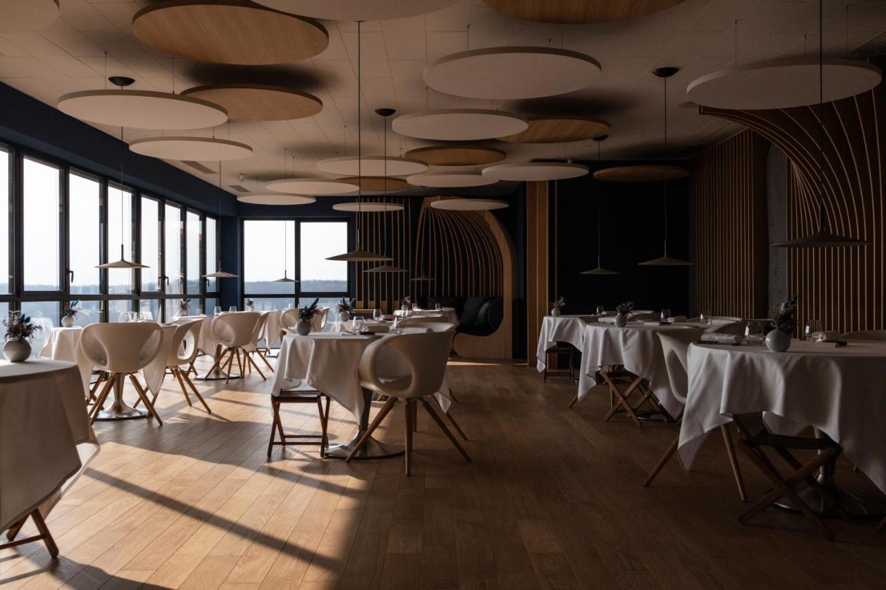 Hotel & Restaurant Origines Par Adrien Descouls - Teritoria Le Broc  Buitenkant foto