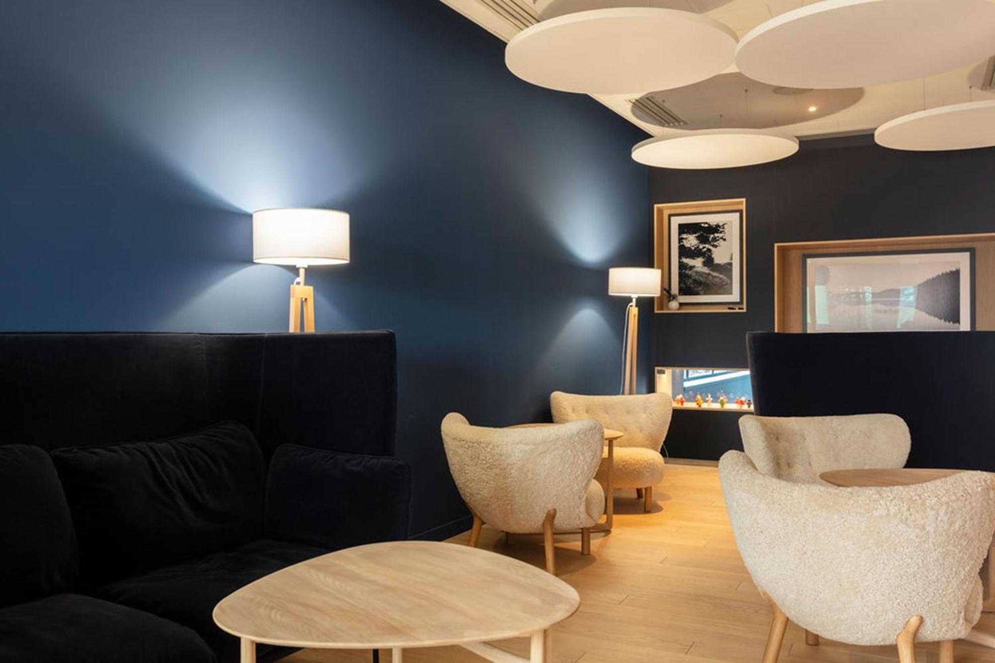 Hotel & Restaurant Origines Par Adrien Descouls - Teritoria Le Broc  Buitenkant foto