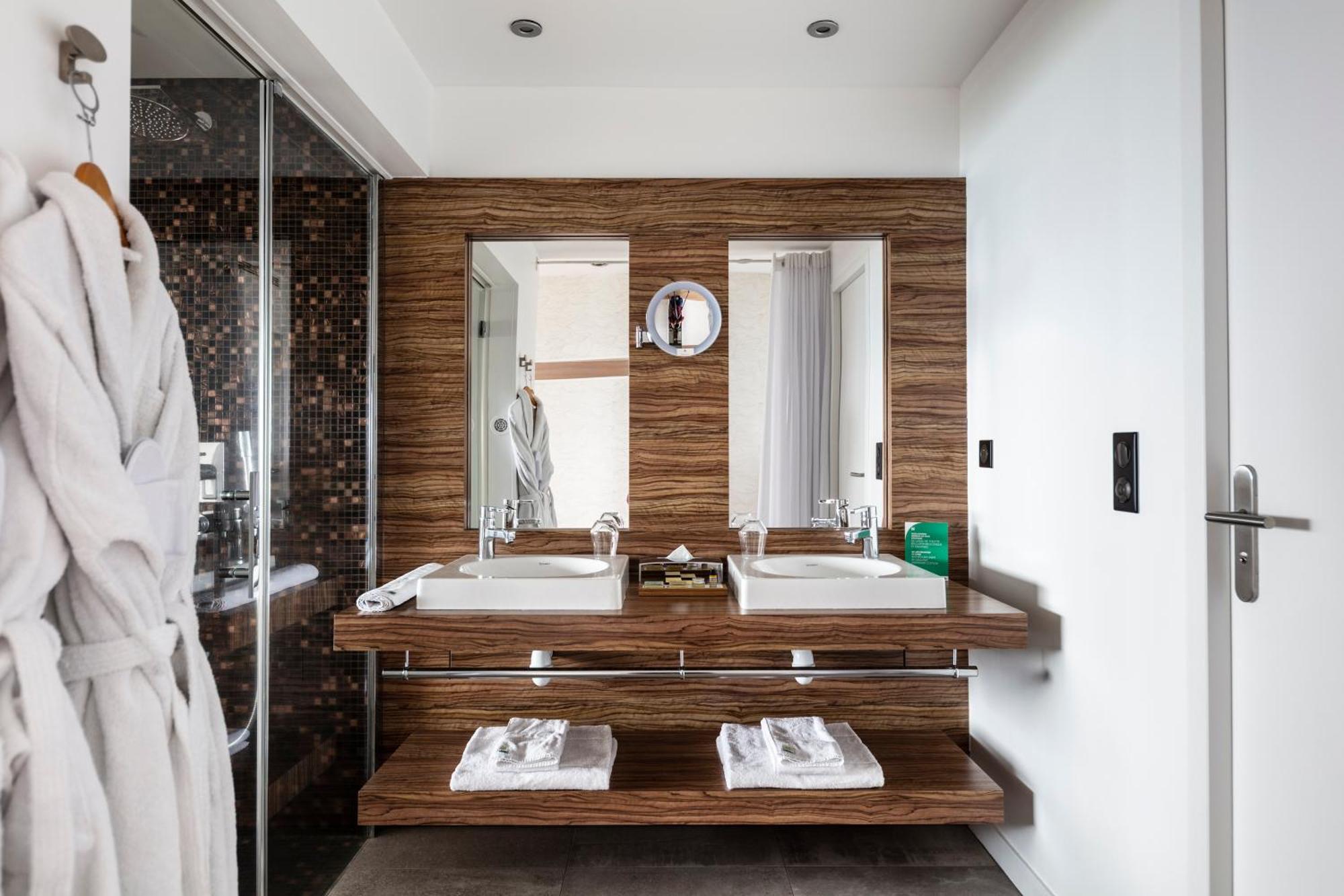 Hotel & Restaurant Origines Par Adrien Descouls - Teritoria Le Broc  Kamer foto